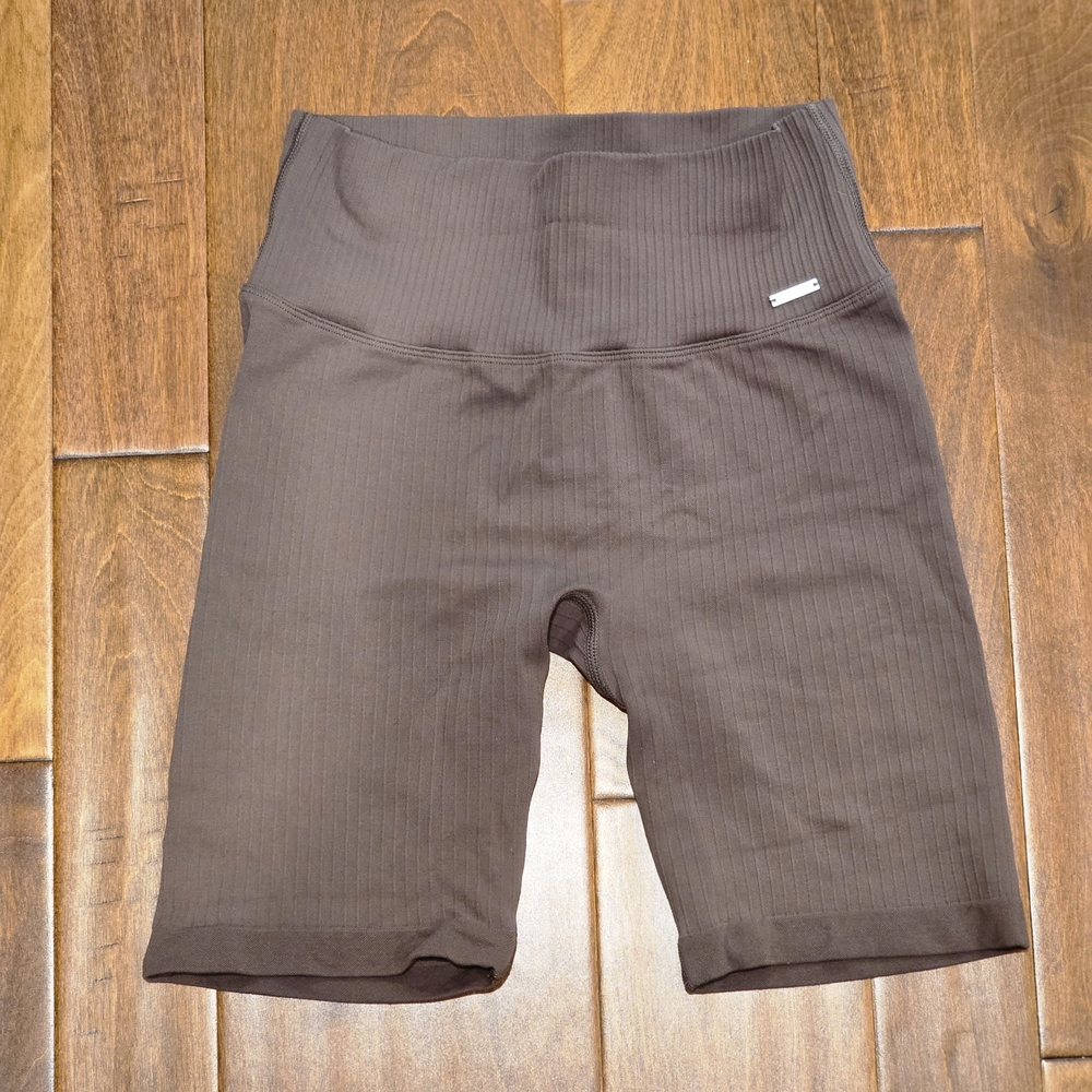 Brown High-Waisted Biker Shorts